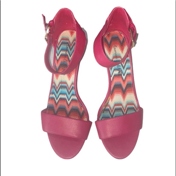 American Eagle Pink Wedge Sandals - Picture 2 of 4